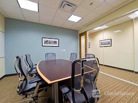 Regus | Alliance Center