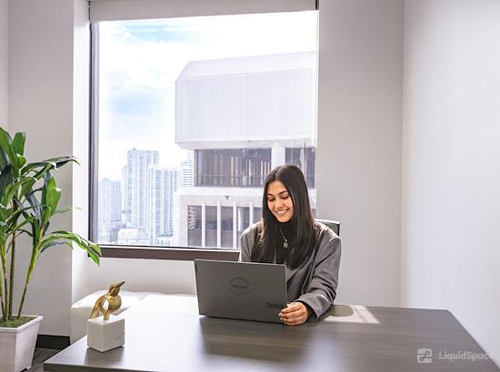 Working at Quest Workspaces - Miami Tower at Miami