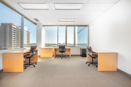 Regus | Trillium Executive Centre - Day Desk