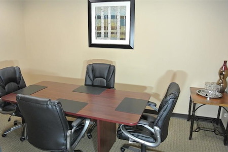 Orlando Office Center - Downtown Orlando - Meeting Room for Four