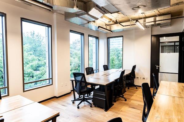 Mindspace K St - Windowed Office for 9