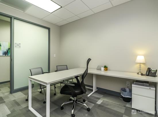 Working at Office Evolution - Overland Park at Overland Park