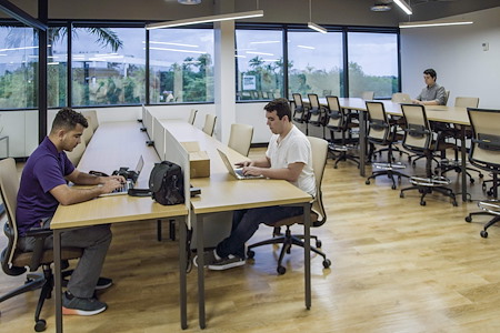 Venture X  Doral - Dedicated Desks