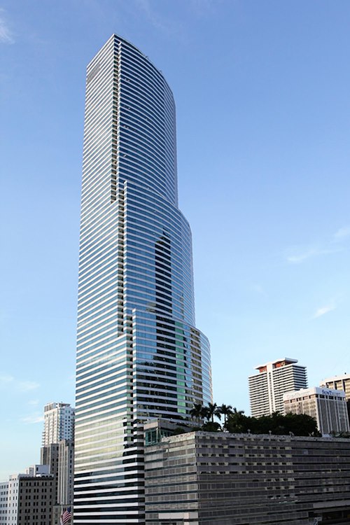 Quest Miami Quest Workspaces - Miami Tower | LiquidSpace