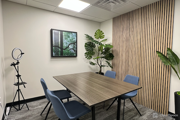 Liquid Workspace Private Office for 3 at MOSS | Wellness Workspace | LiquidSpace