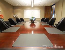 580 Executive Center