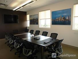Hampton Business Center - Pines Blvd.