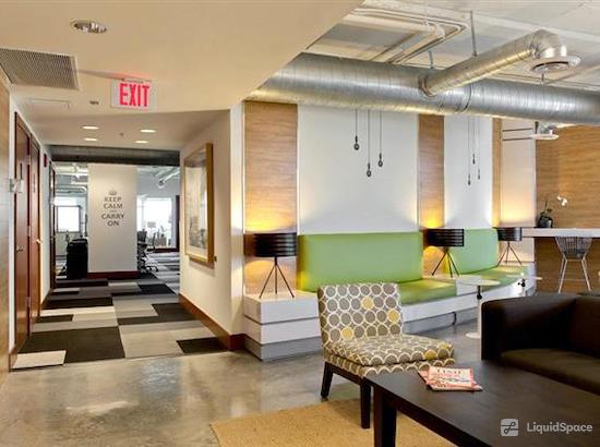 Working at Büro Midtown at Miami