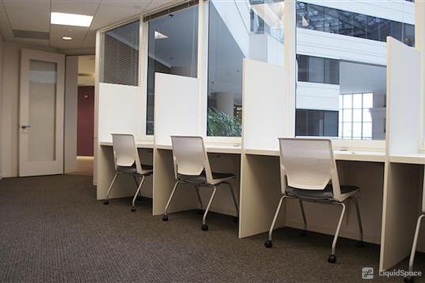 AdvantEdge Workspaces - Chevy Chase, DC Center - Co-Working Desk